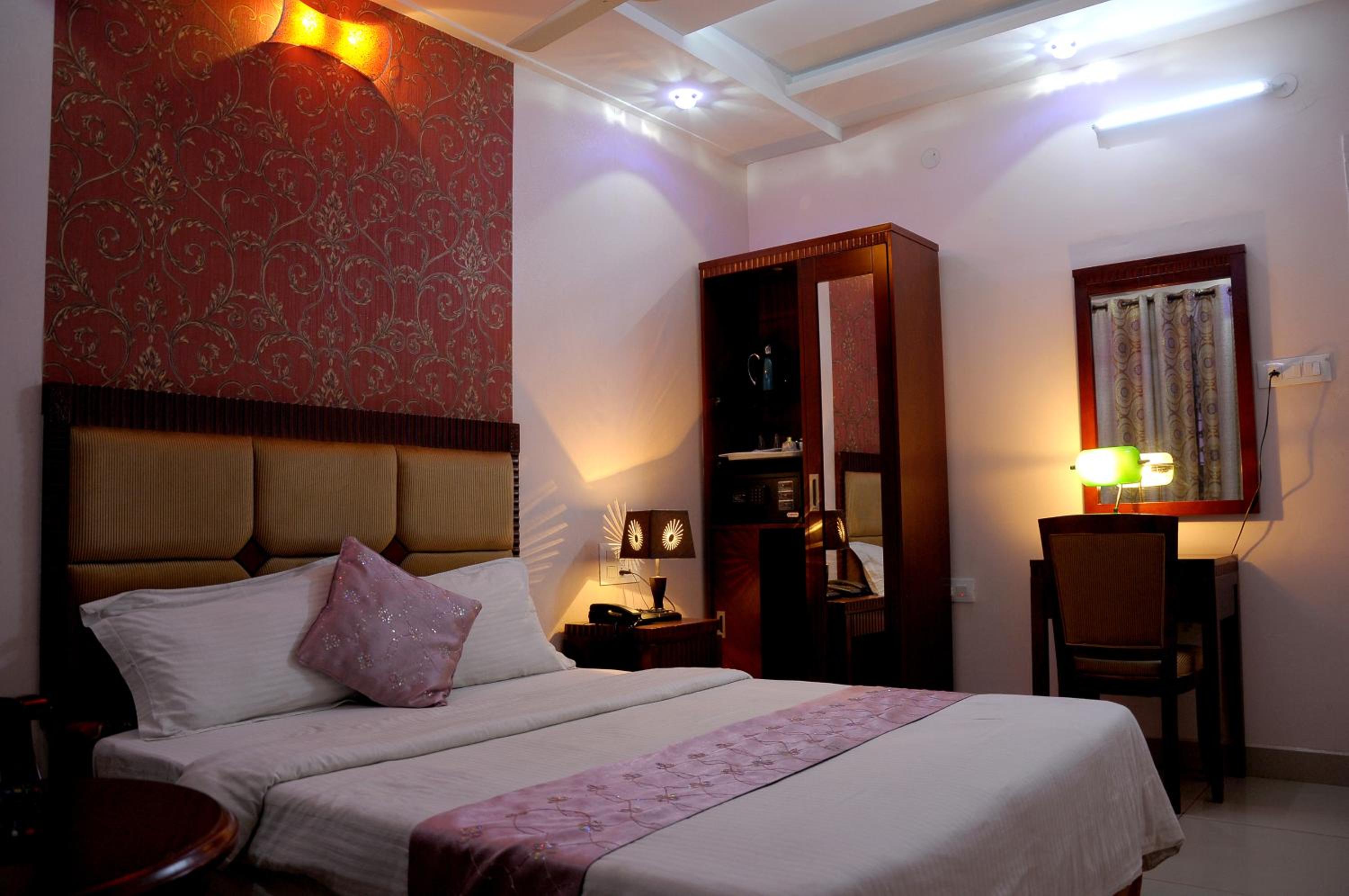 Hotel Kings Kastle 17/35