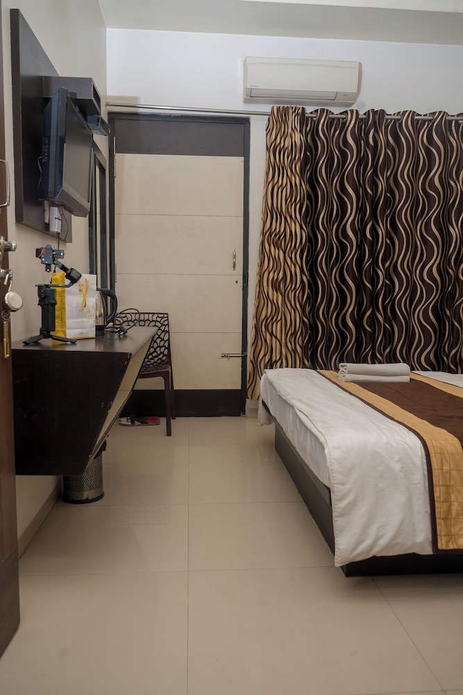 HOTEL RUBY 34/59