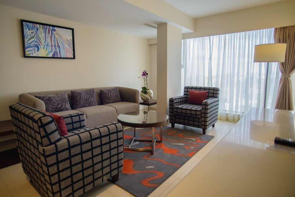 The Concord Hotel And Suites 23/36