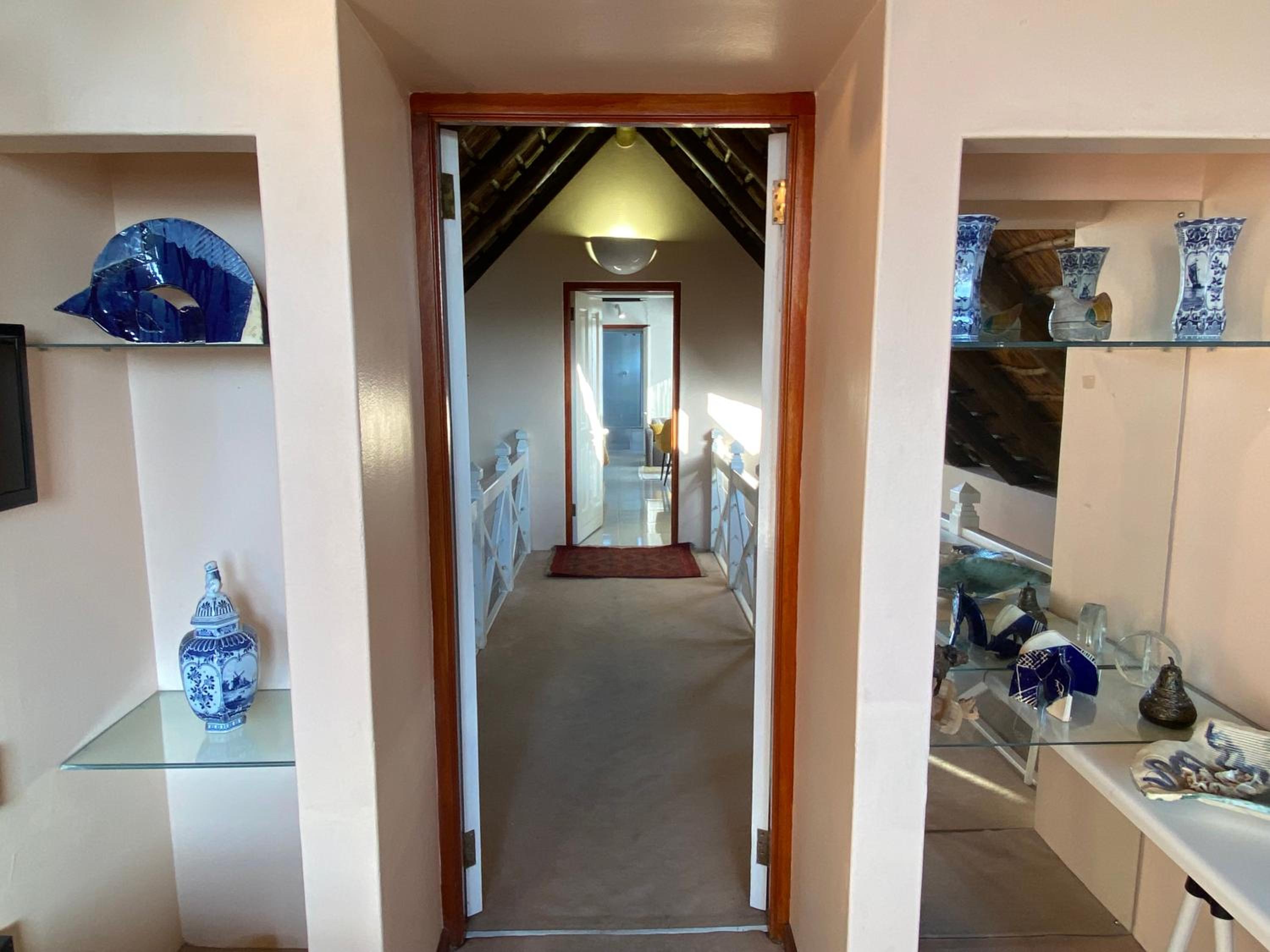 Bettie's Luxury Lodge 45/45