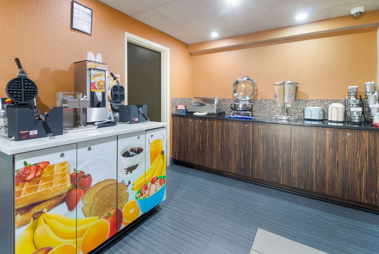 Best Western Suites Near Opryland 14/49