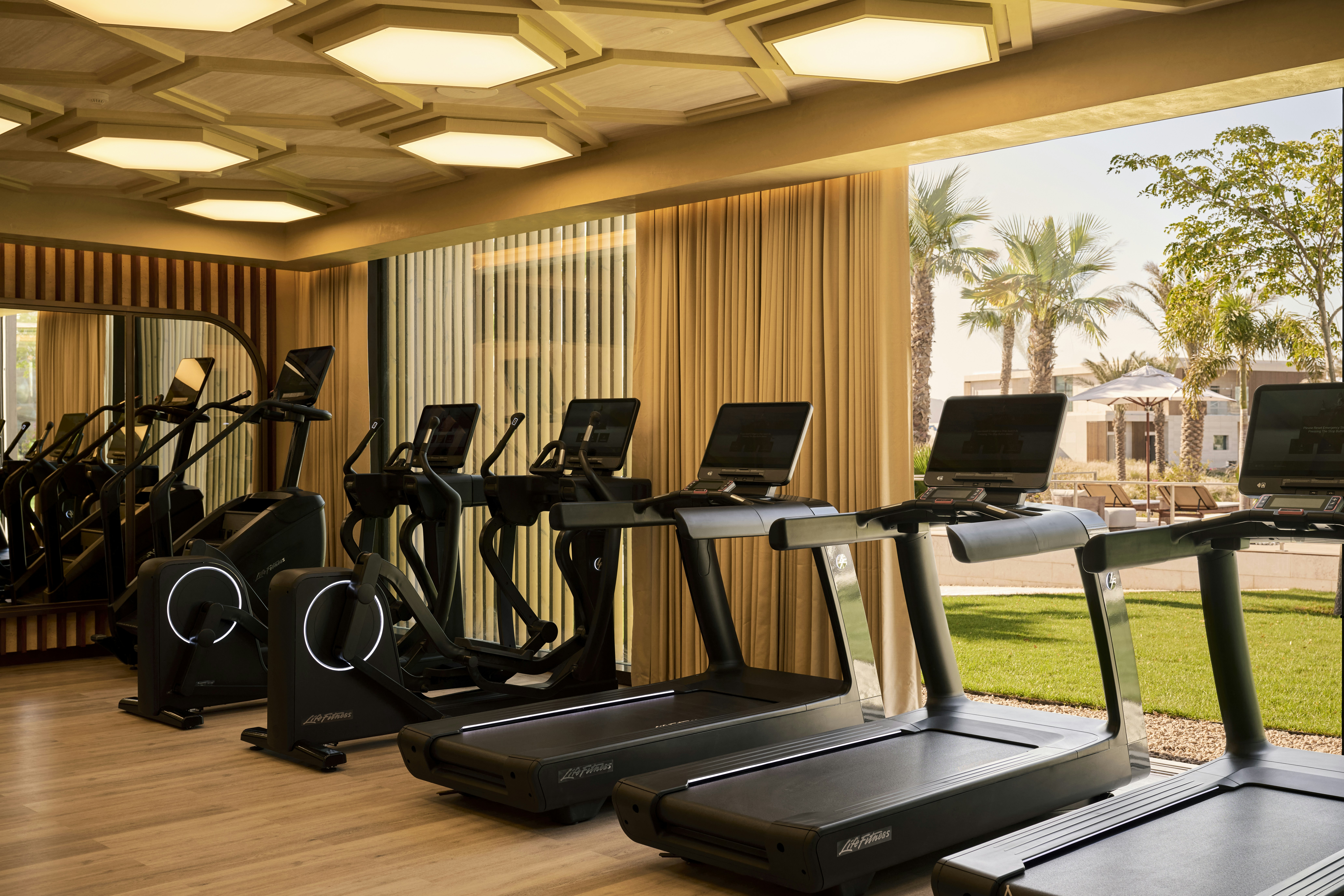 Four Seasons Resort and Residences Amaala at Triple Bay 25/50