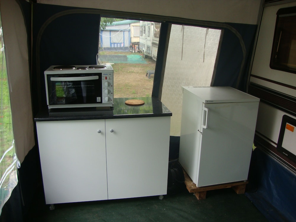 Camping Pitsoni 6/50