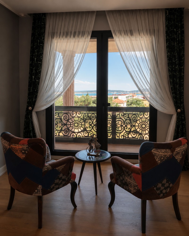 Cunda Eye +16 Adult Only 30/50