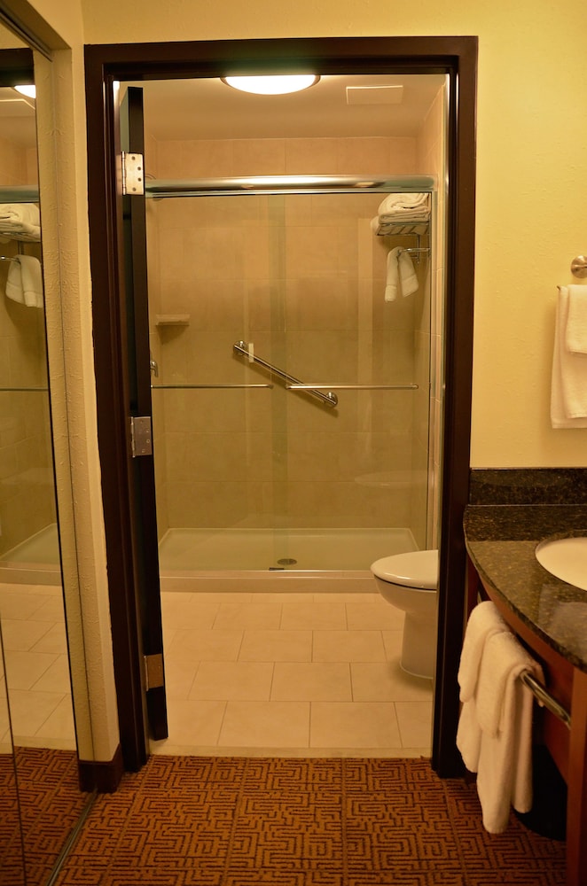 Hyatt Place North Charleston 44/44