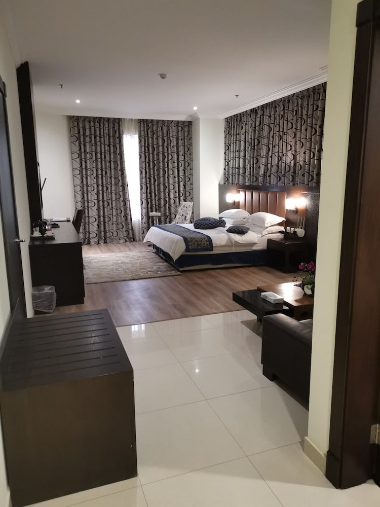 فندق ميلينيا العليا(Millennia Olaya Hotel) 10/79