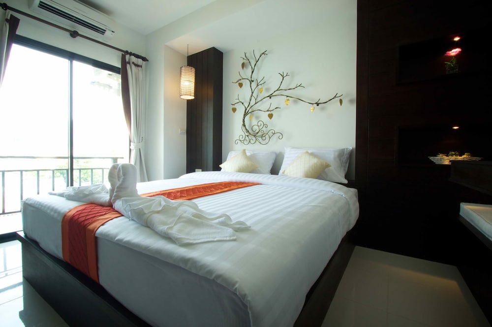 AMBER RESIDENCE 28/60