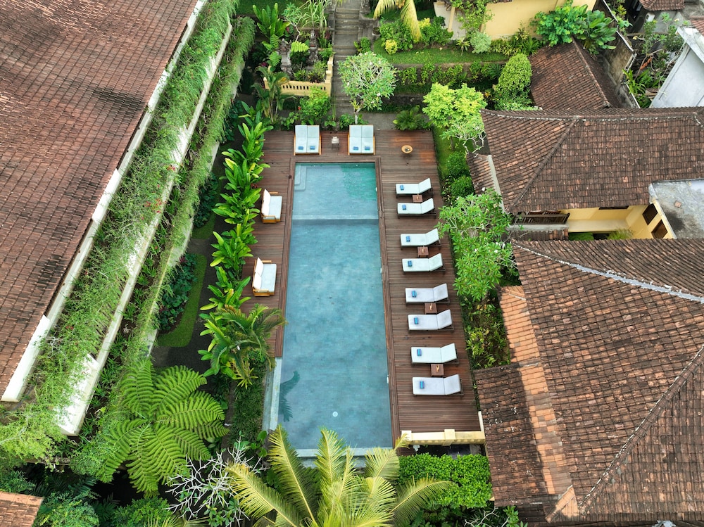 Jati Cottage 57/61