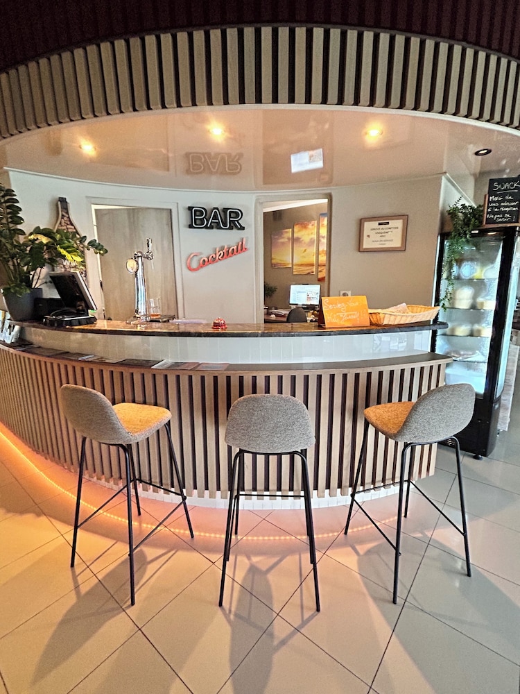Hotel La Pinede 54/72