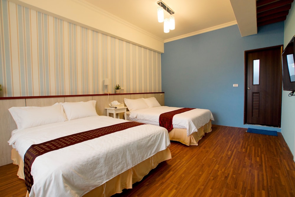 Soft Travel Hostel 17/37