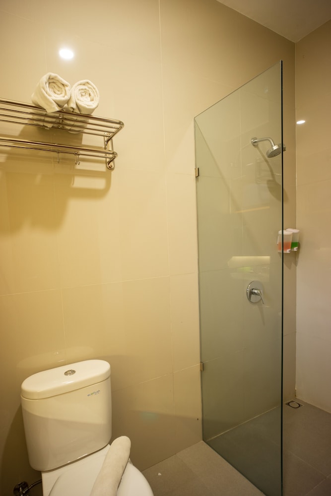Grand Harvest Resort and Villas 25/75