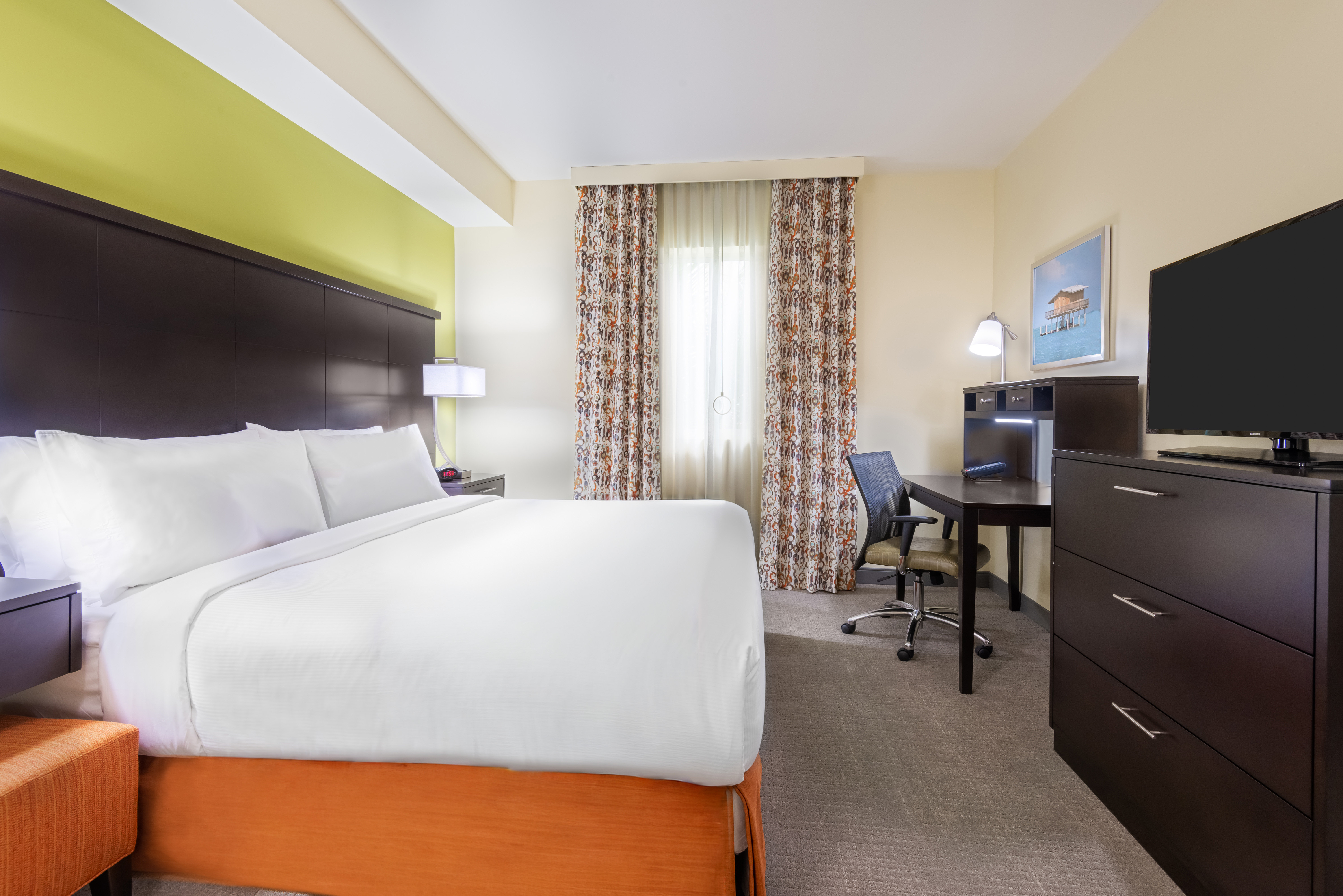 Staybridge Suites Miami International Airport 12/77