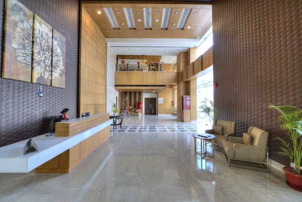 Hotel Delite Grand 2/15