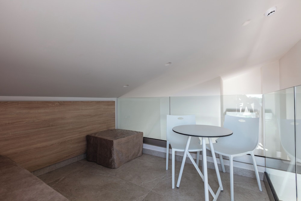 Nima Boutique Hotel - Adults only 89/108