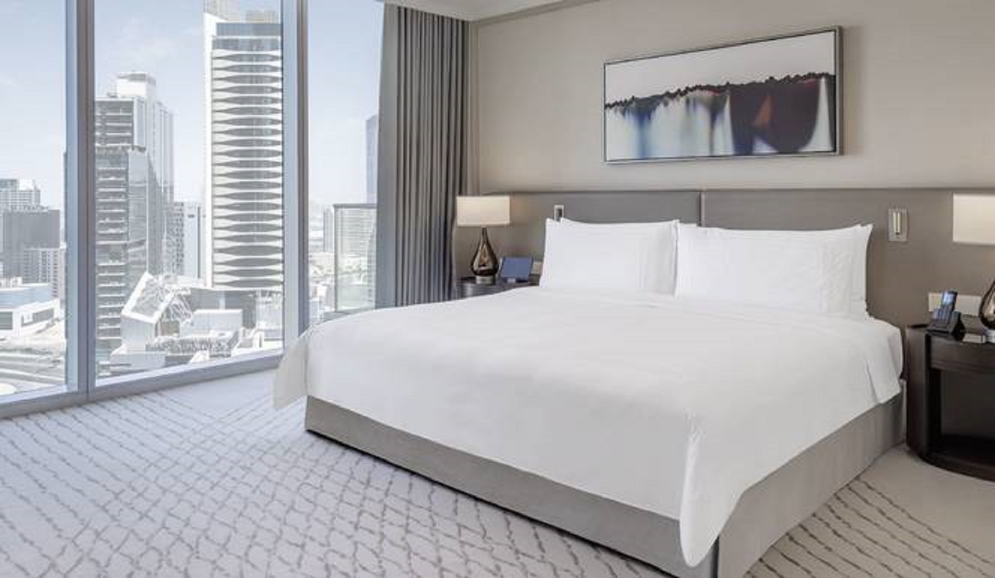 Deluxe, Double or Twin Bed, Fountain View