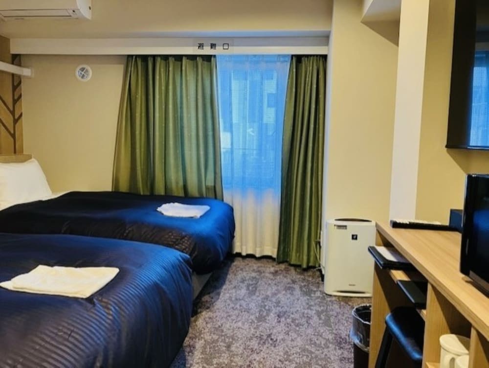 Hotel Livemax BUDGET Yokohama Kannai 16/50