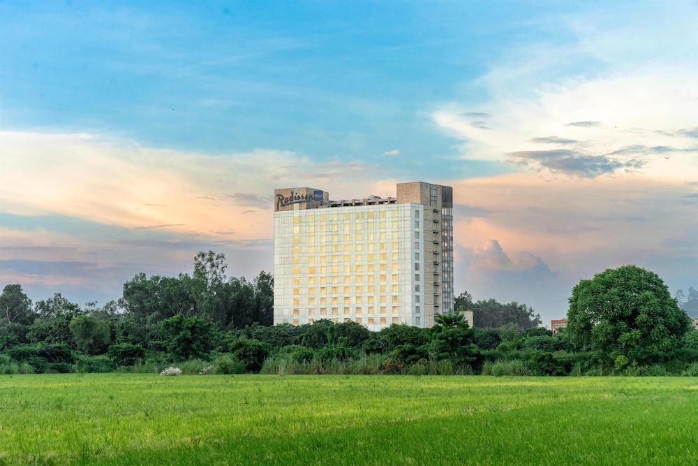 Radisson Blu Hotel Greater Noida 5/77