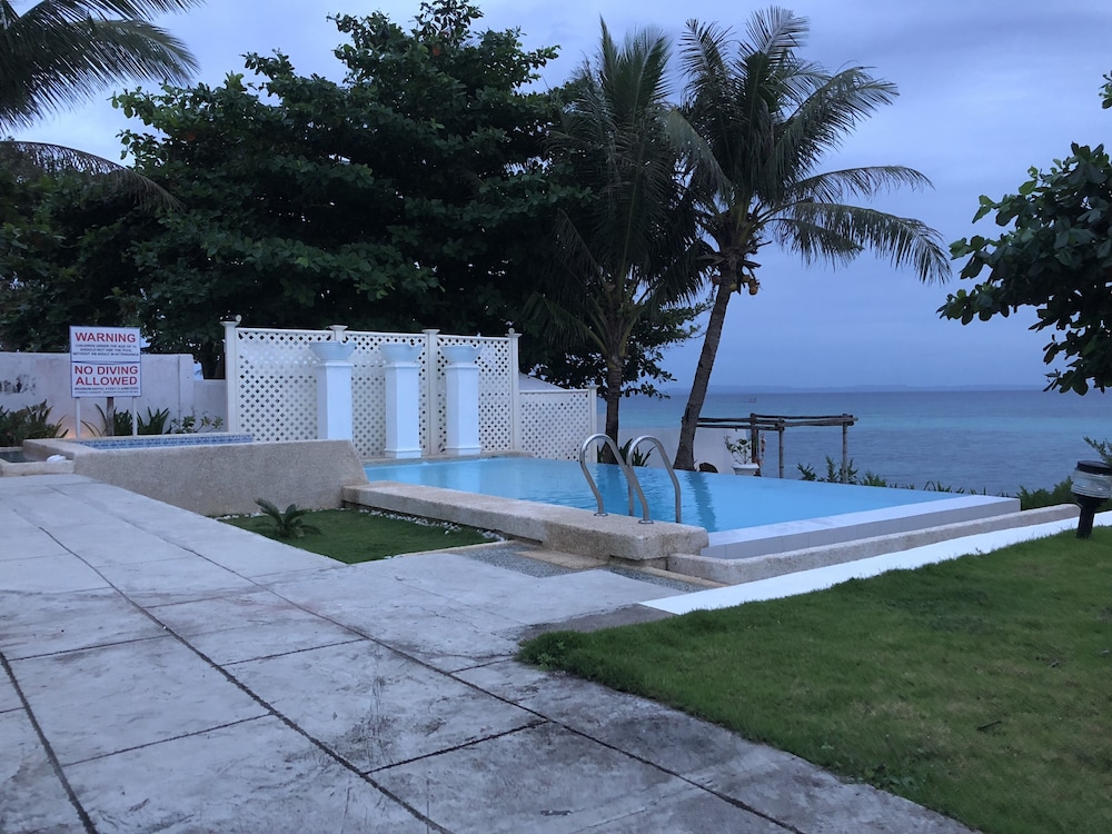 Kandugyap House By The Sea 10/53
