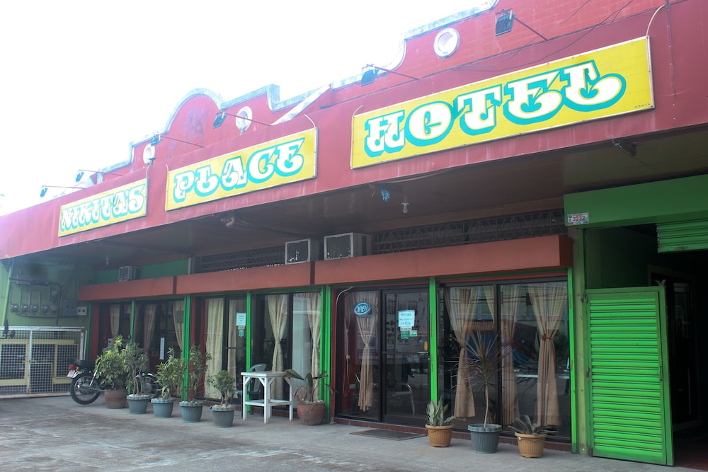 Nikitas Place Hotel 3/52