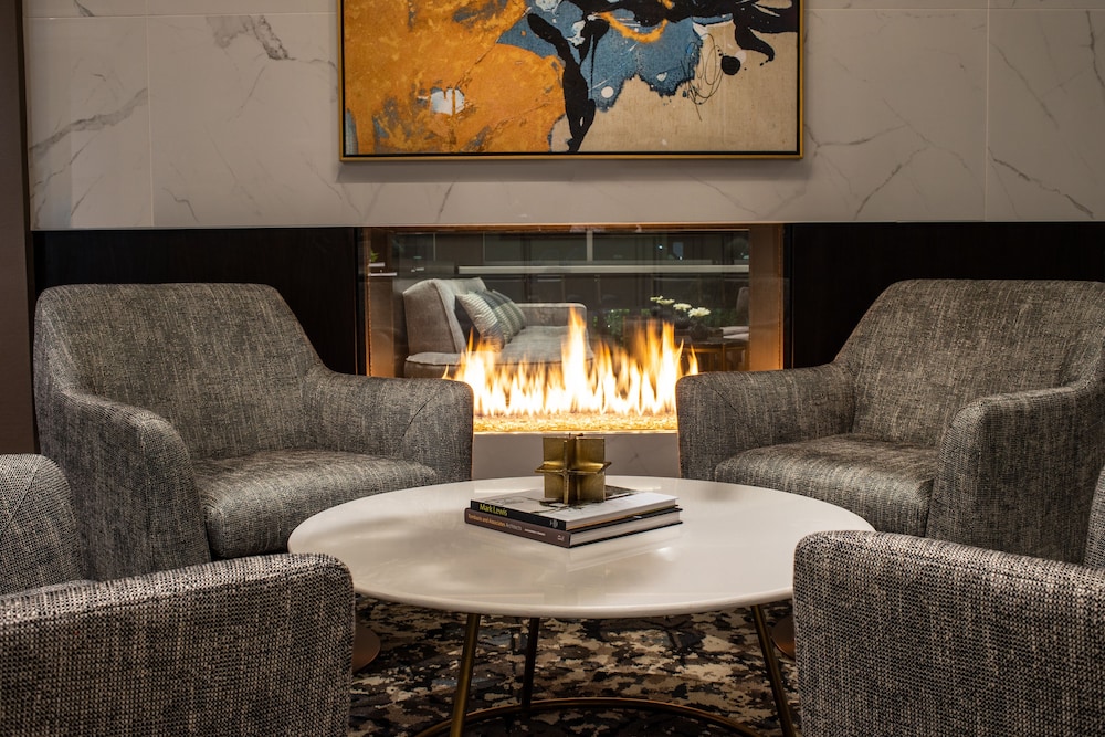 HOLIDAY INN BOSTON LOGAN AIRPORT - CHELSEA 34/64