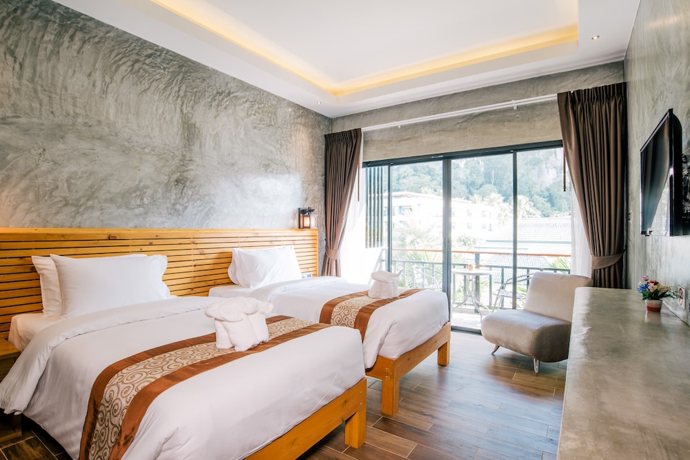 Frank Ao Nang Krabi Resort 15/68