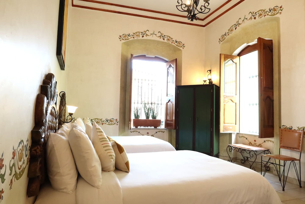Los Pilares Hotel 31/63