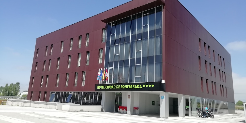 Hotel Ciudad de Ponferrada 68/72