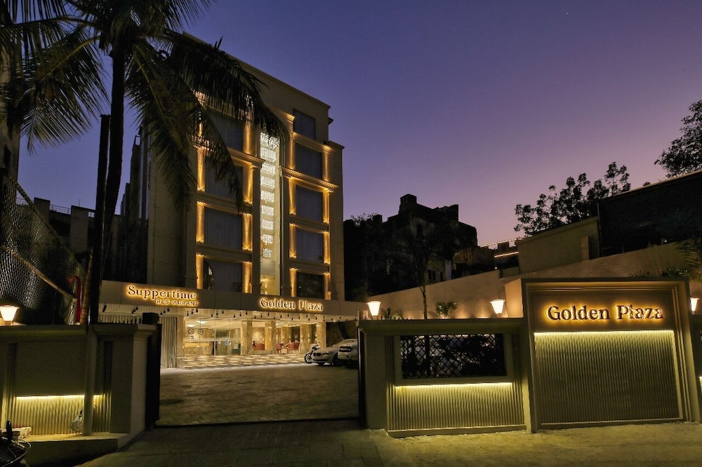 Oyo 2351 Hotel Golden Plaza 3/24