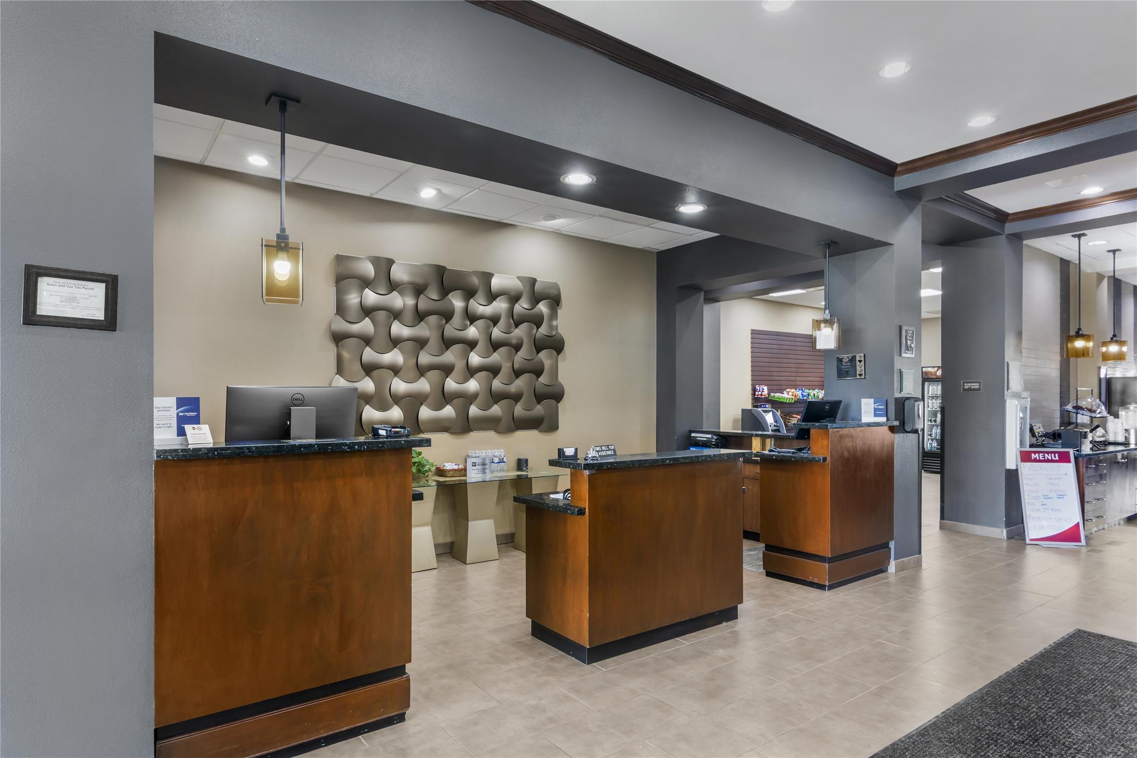 Best Western Plus Williston Hotel & Suites 4/50
