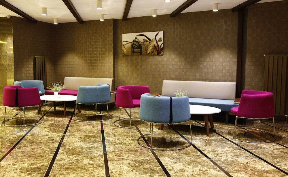 Feyzan Hotel 20/35