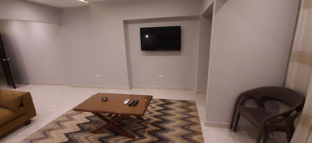 Nakhil Residence 35/45