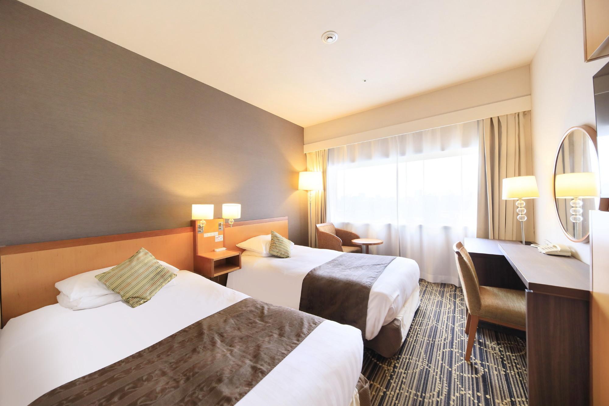Standard, Twin Beds, Palace View