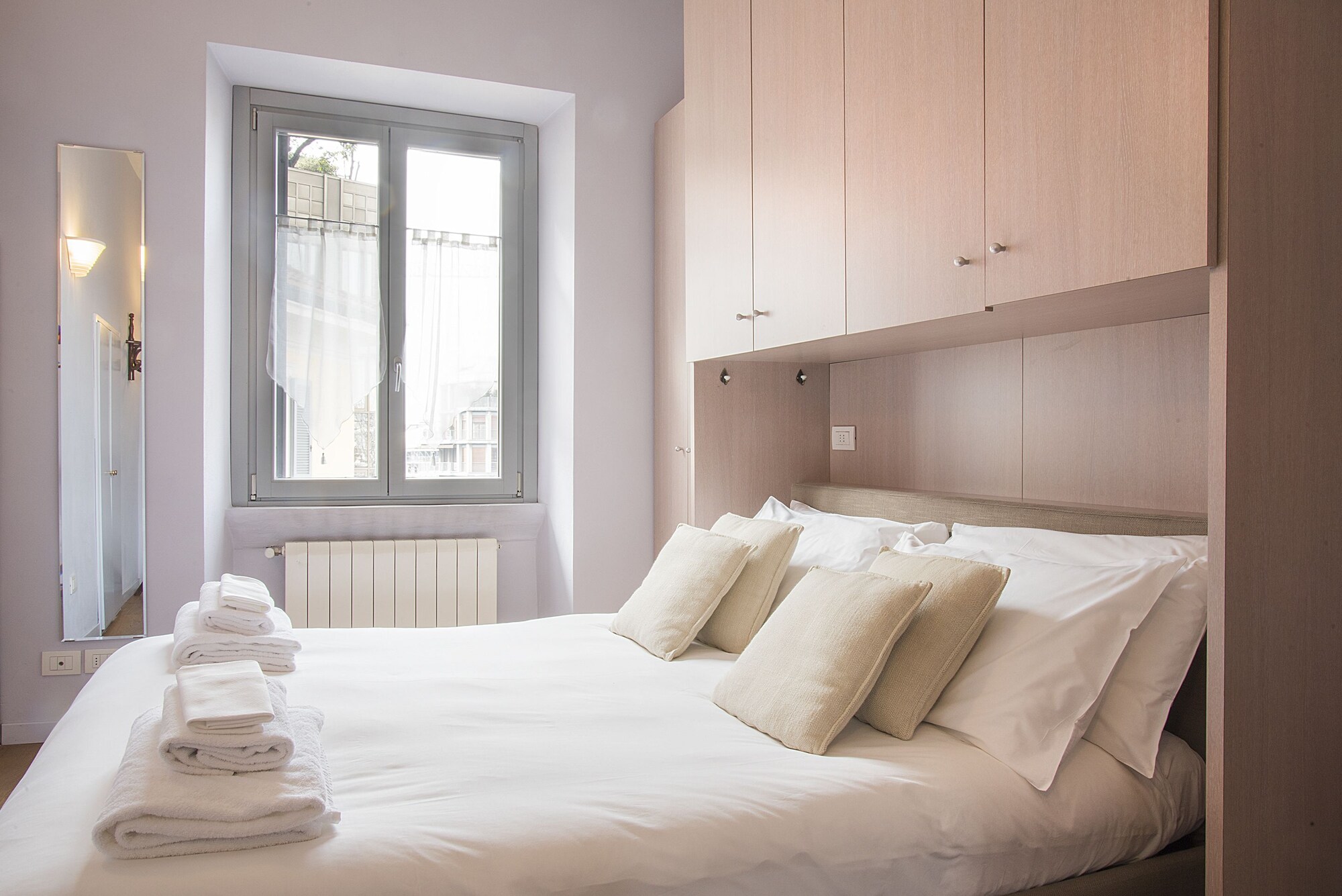 1 BEDROOM, APARTMENT