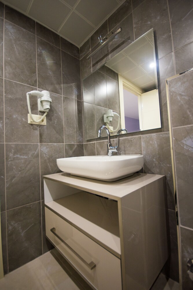 Eps Suite 27/30