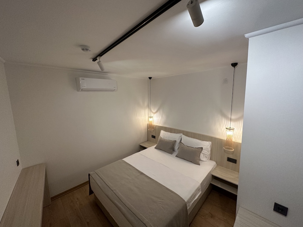 La Luna Otel Cunda 27/50