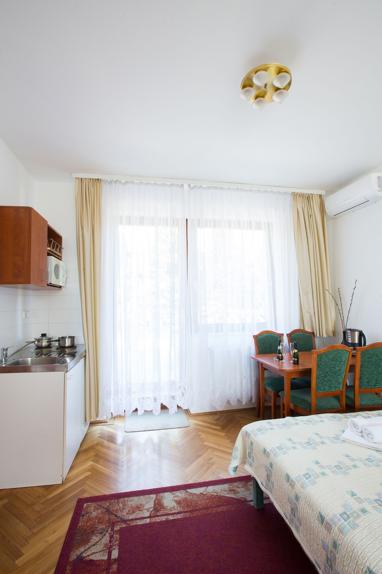 Comfort, Studio, Twin Beds, Balcony, Garden Area