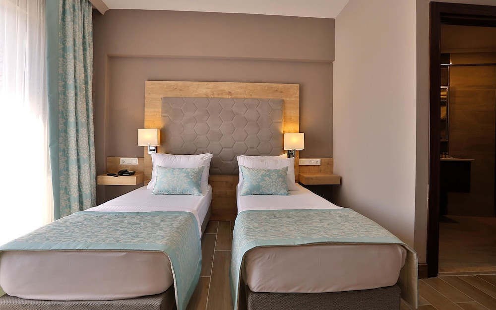 Kule Hotel 20/60