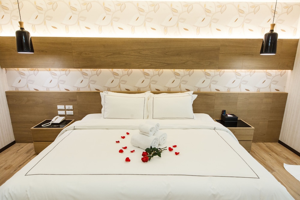Dapu-Hotel 50/50