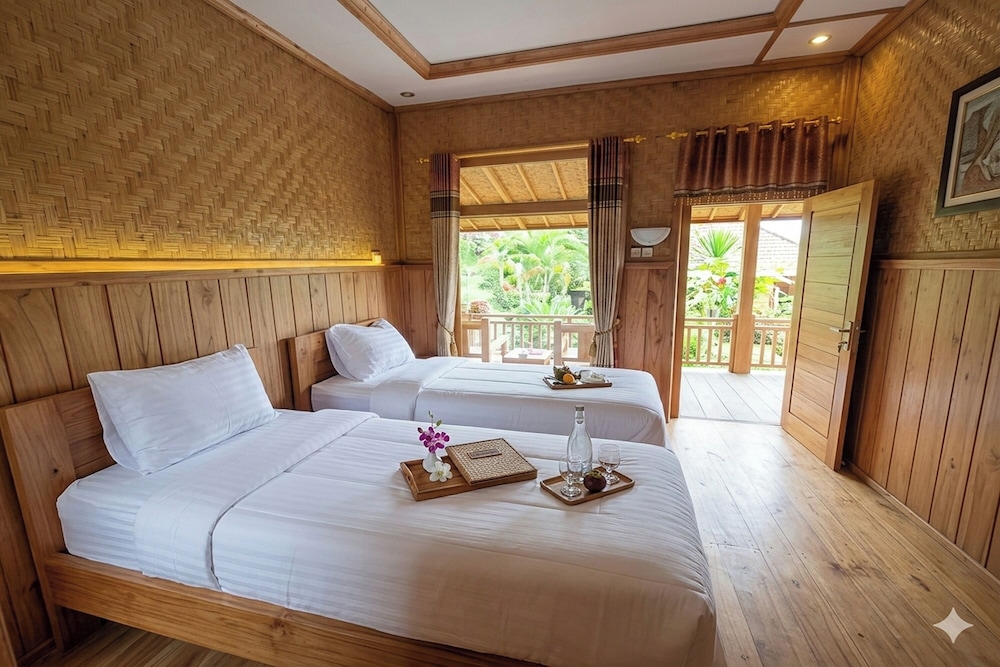 Mulia Garden Bungalows 12/50