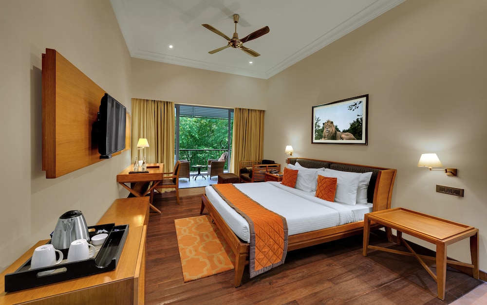Room at Ibiza the Fern Resort And Spa, Alipur