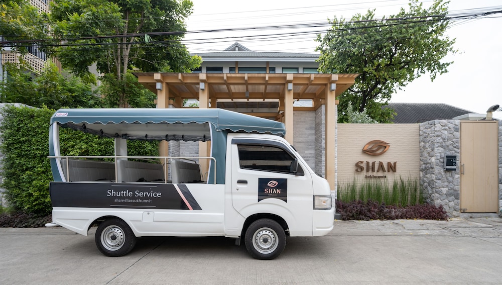 SHAN Villas Sukhumvit 62/70