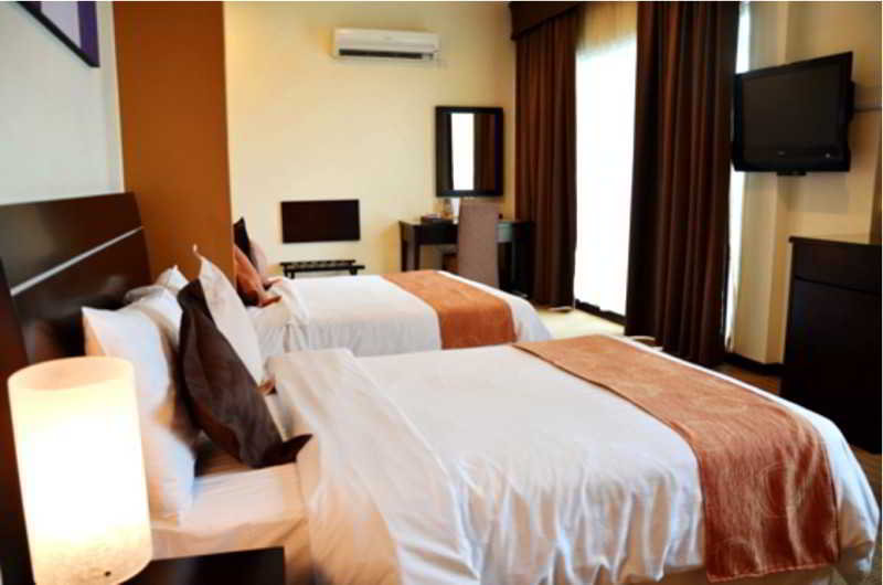 Hock Lee Hotel And Residences 8/19