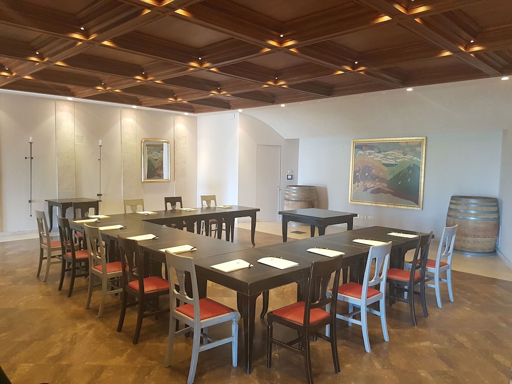 Castello di Velona Resort SPA & Winery 90/104