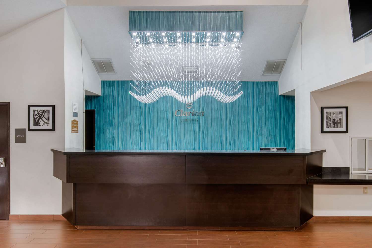 Clarion Inn & Suites Dfw North 6/49