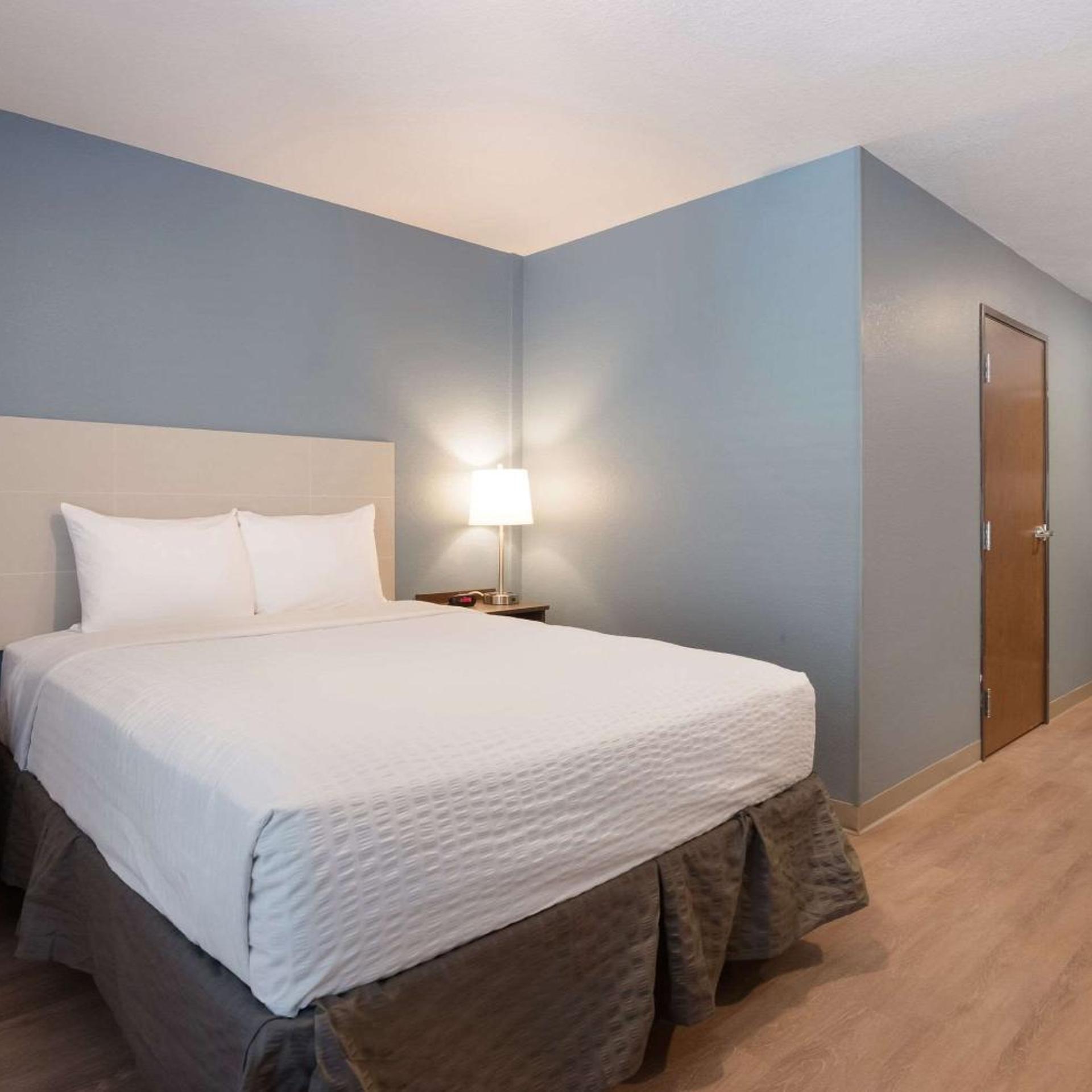 WoodSpring Suites Lynchburg VA 26/38