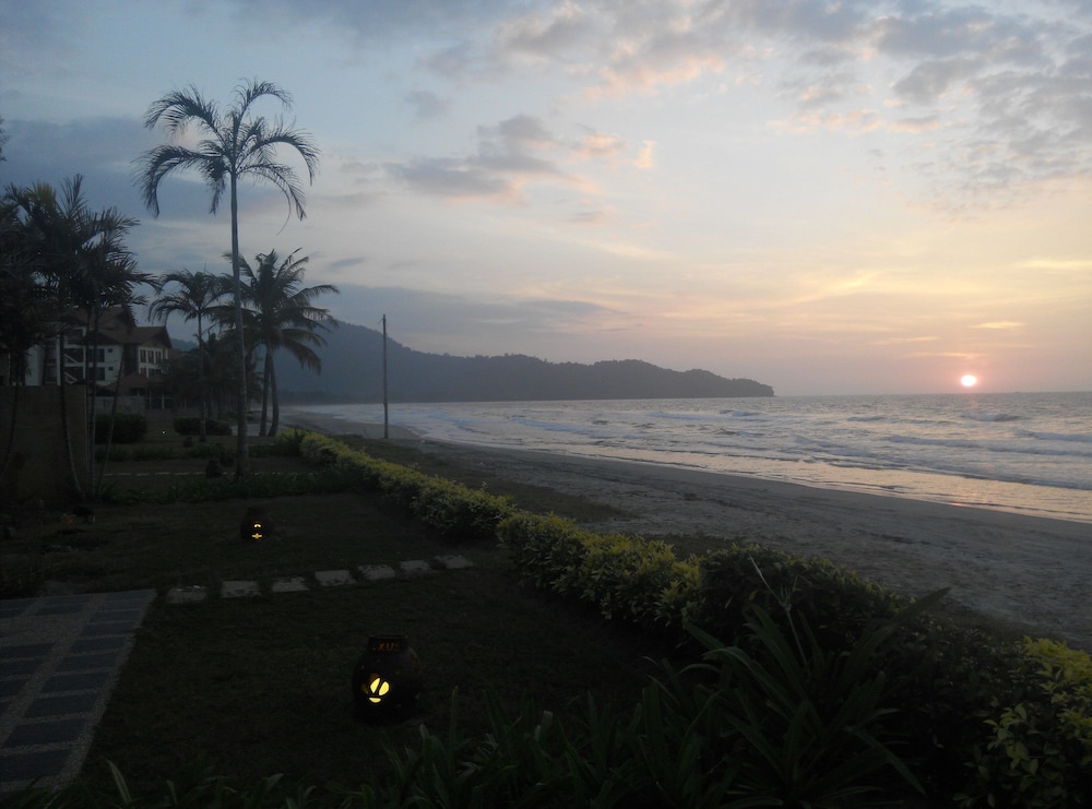 Sabah Beach Villas Suites 53/63