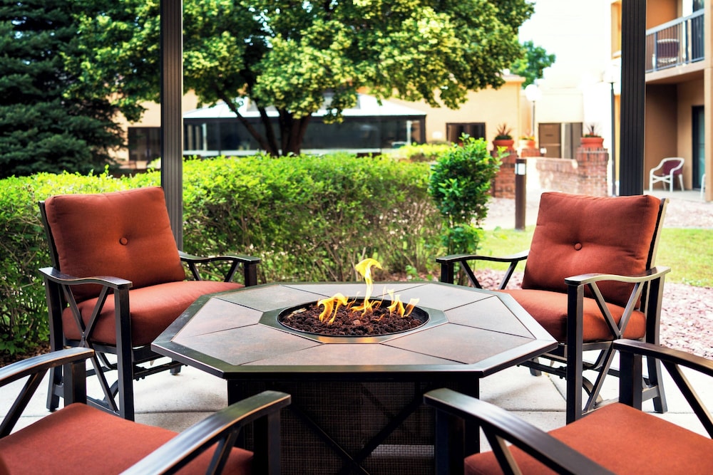 Courtyard by Marriott Denver Central Park 33/50