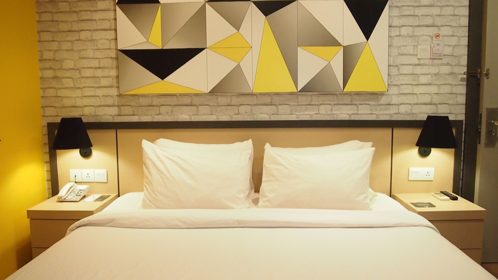 Nite and Day Laguna Bintan Tanjungpinang 6/37
