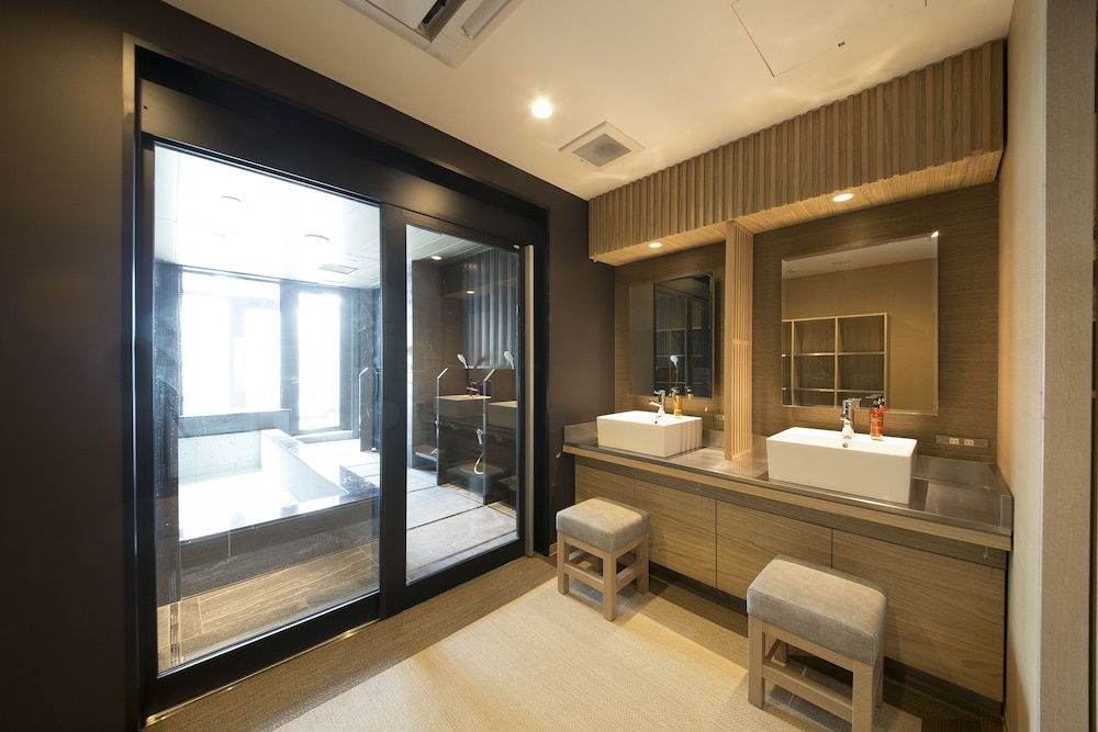 Hotel Cargo Shinsaibashi 37/38