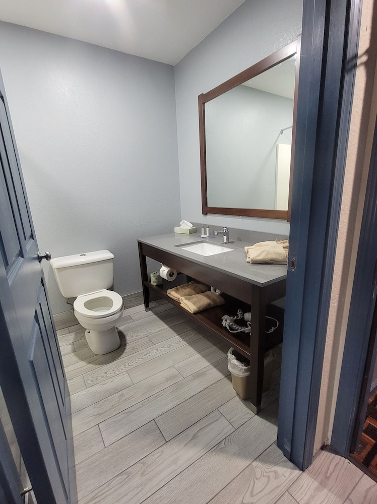 Nappanee Inn 19/31